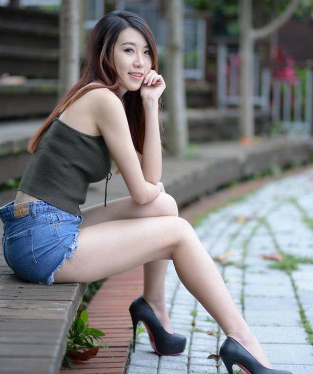 她的夜宴约会无删减